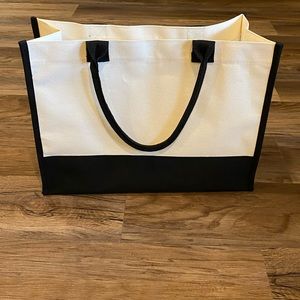 Canvas tote